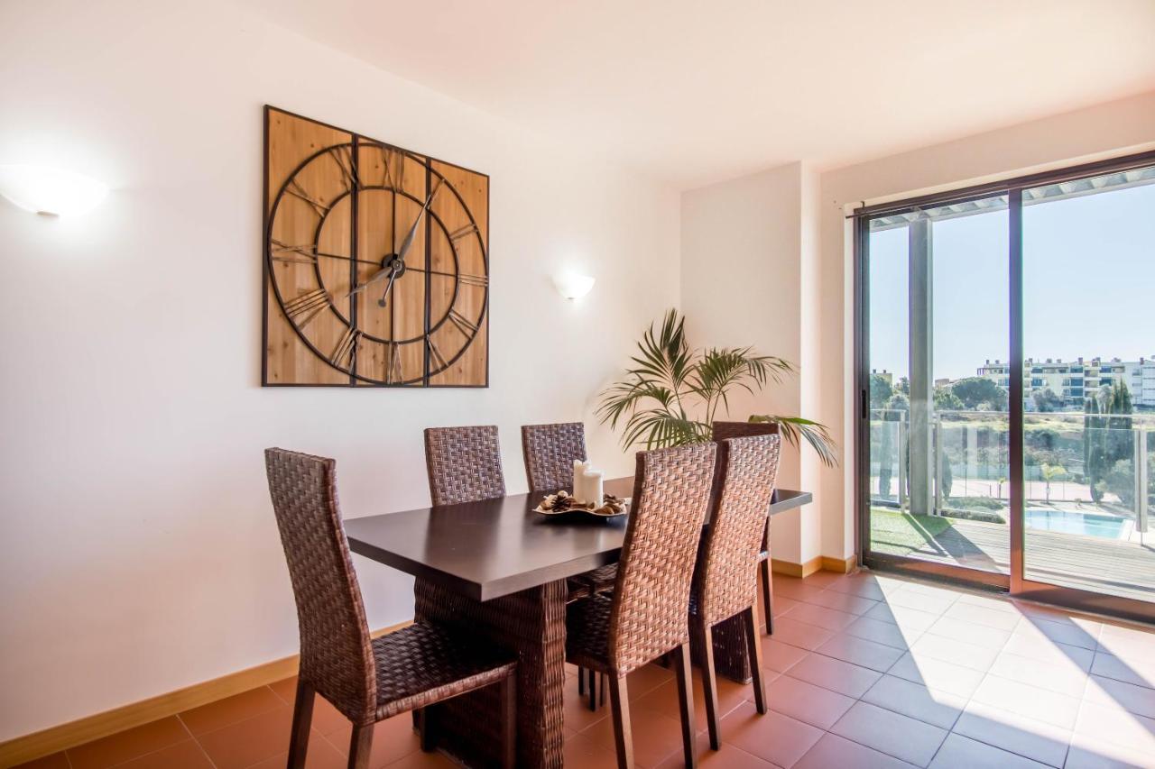 Superbe Appartement Spacieux Avec Terrasse Vue Piscine Vilamoura Bagian luar foto